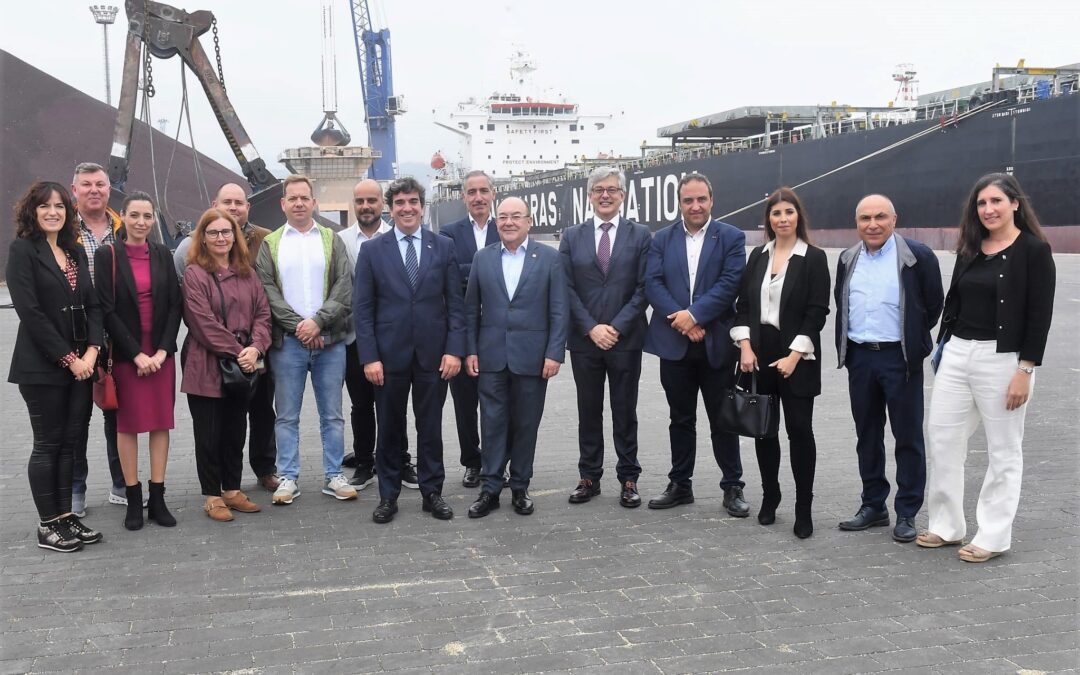 La Cámara de Comercio acerca las oportunidades logísticas del puerto exterior de A Coruña a las empresas de la provincia de Zamora.