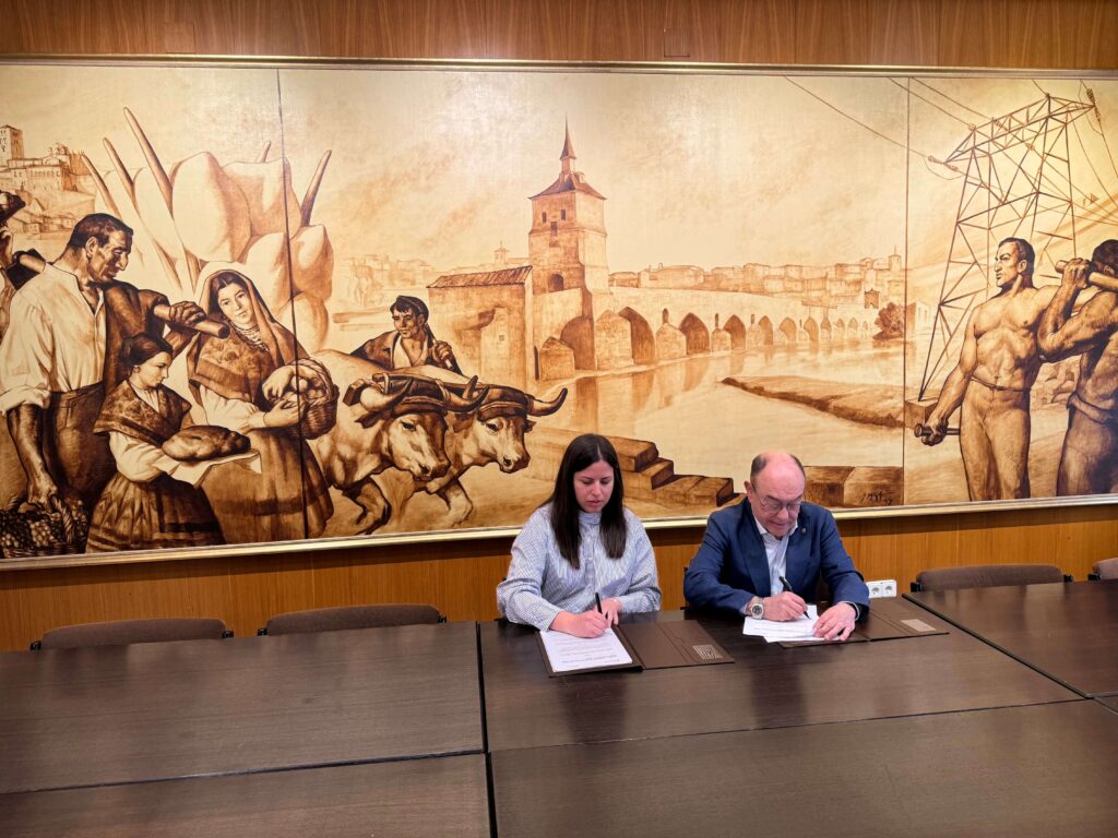 Firma del Convenio de colaboración con la Fundación EILZA para Fromago 2024